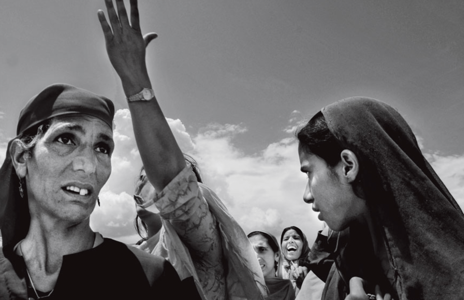 Showkat Nanda / Protesting women, Langait 2009