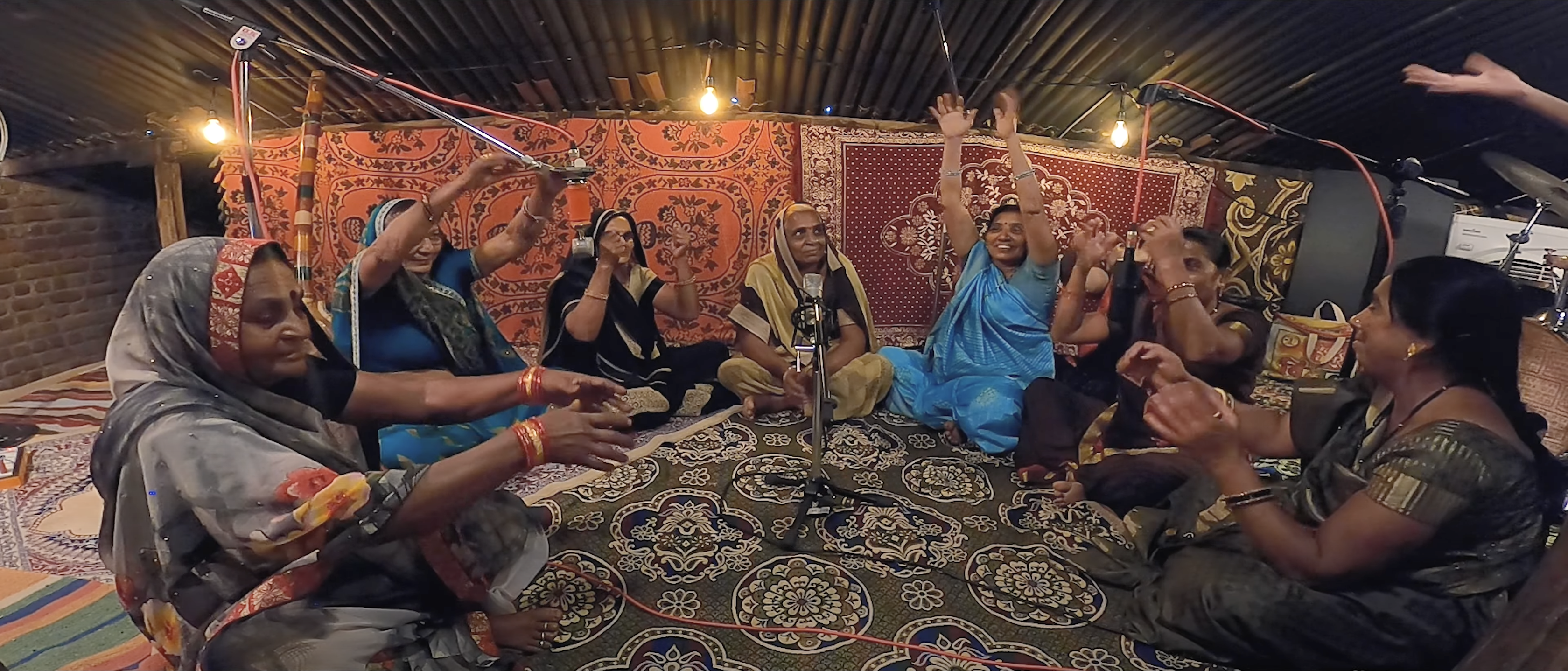 Women from the Chichli village recording the sound of bangles for the song “Saragbhavanti.” (Photo by Akshat Vijayvargiya)